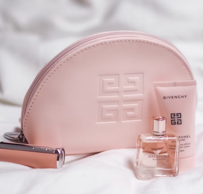 The 2025 Bag Buyer’s Guide: Trending Backpacks, Pencil Cases & Cosmetic Bags That Sell