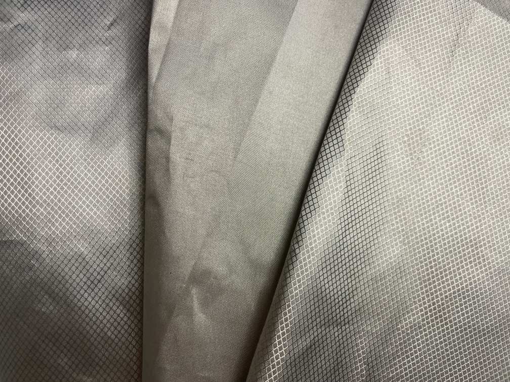 Signal Jamming Fabric